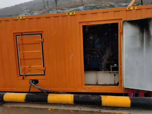 恩平发电机出租 柴油发电机组电压低报警怎么办？