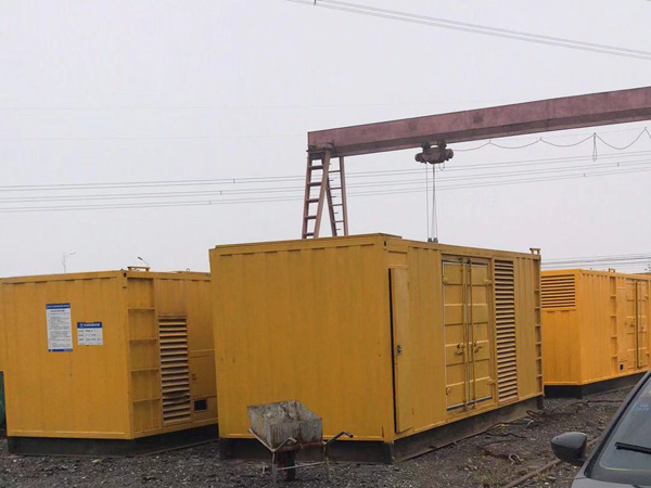 恩平100kw柴油发电机组每小时油耗？